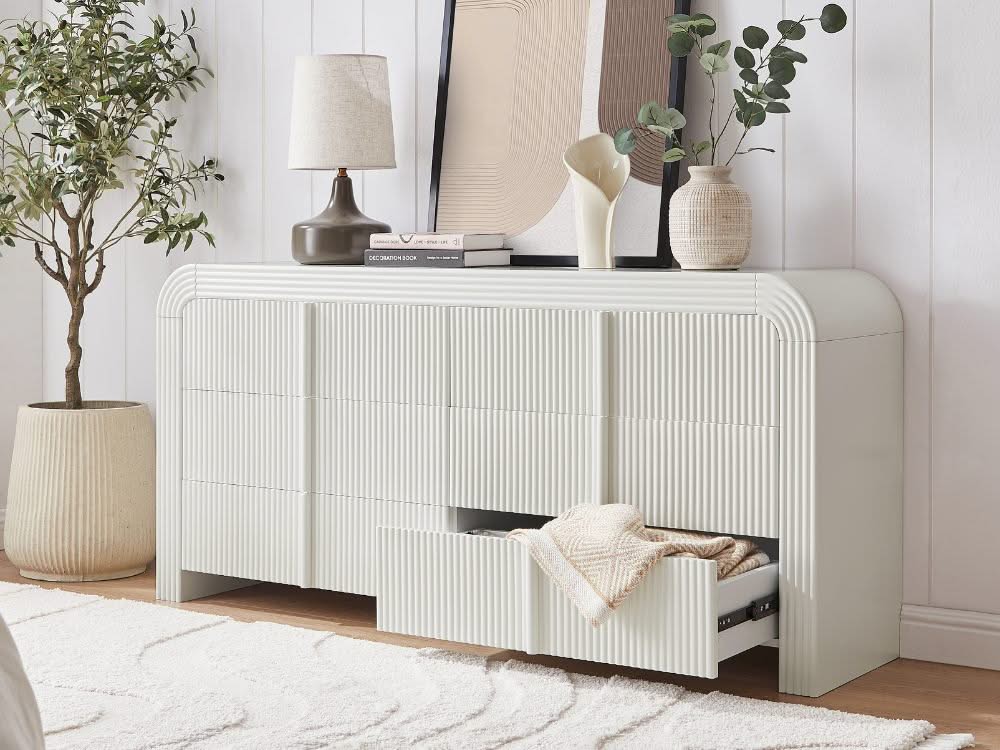 Arlo 6 Chest of Drawers