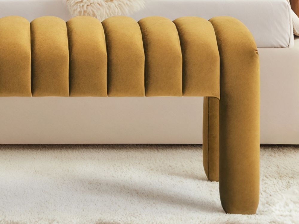Tobi Bench